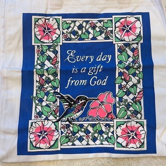 Every Day Is A Gift From God NEW tote bag - Picture 2 of 4